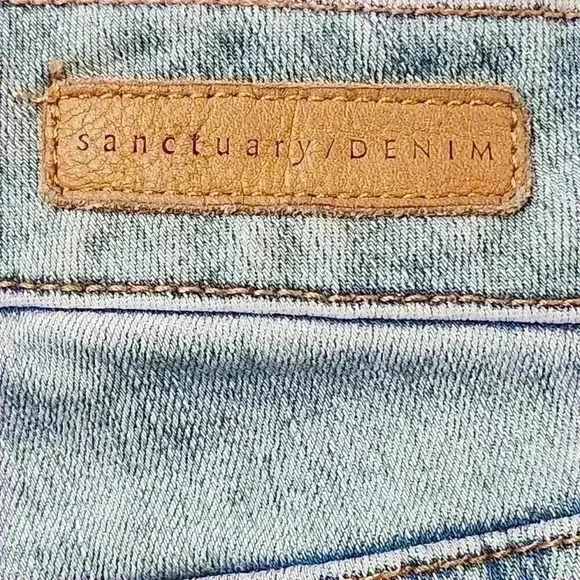 Sanctuary Denim Connector Frayed Hem Kick Crop Light Wash Missy Jeans - Picture 8 of 11